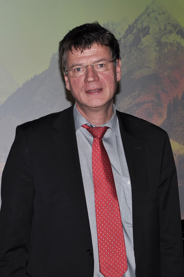 Prof. Dr. Bernd Wöstmann