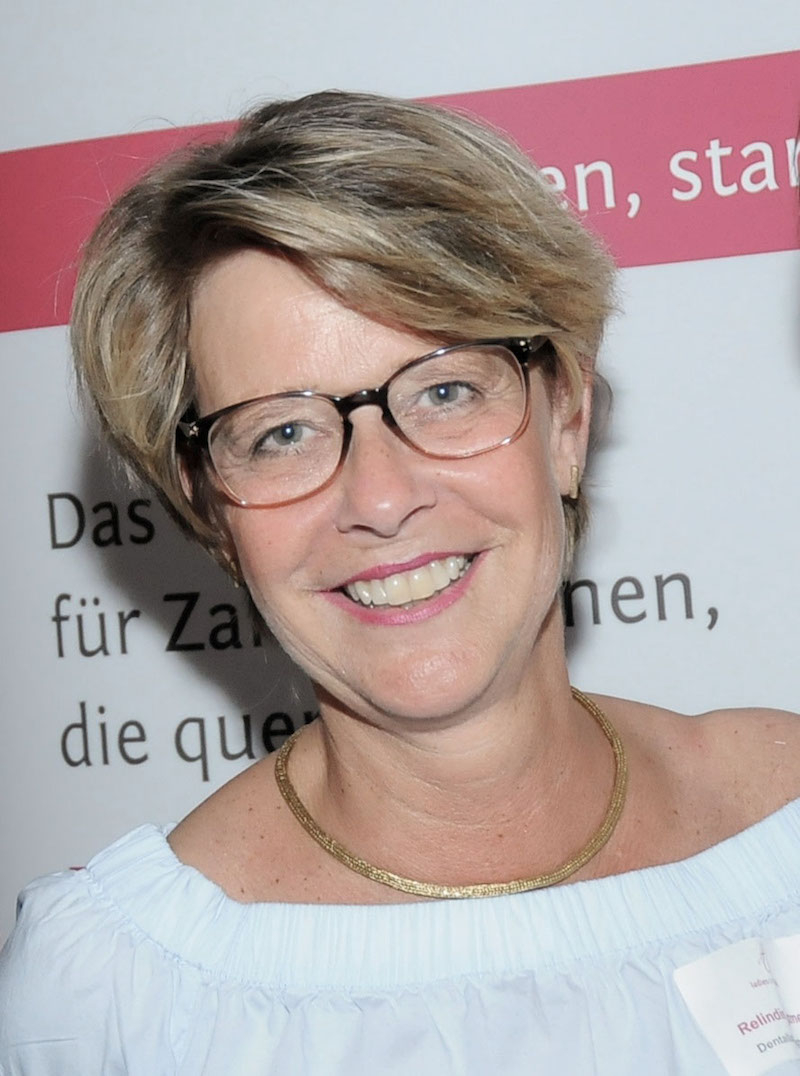 Relindis Tegtmeier, Geschäftsführerin der Dental-Labor Tegtmeier GmbH, ist seit 2013 ausgewählte Mit-Initiatorin des ladies dental talk Düsseldorf.   (Foto: Dentallabor Tegtmeier)