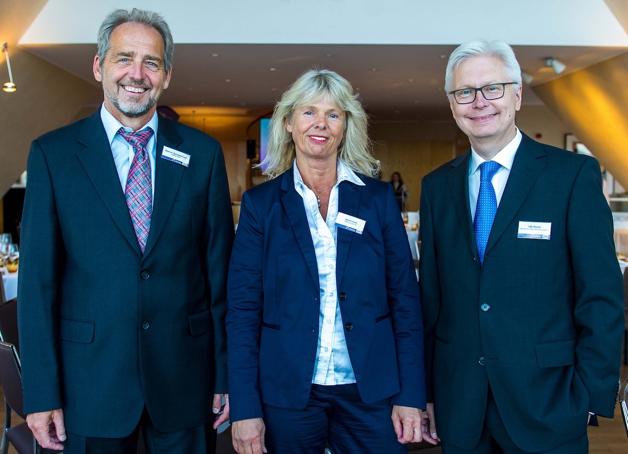 Der aktuelle Vorstand des VDDS (von links): Werner Rampetsreiter, stellv. Vorsitzender, Sabine Zude, Vorsitzende, Udo Bartel, stellv. Vorsitzender (Foto: VDDS)