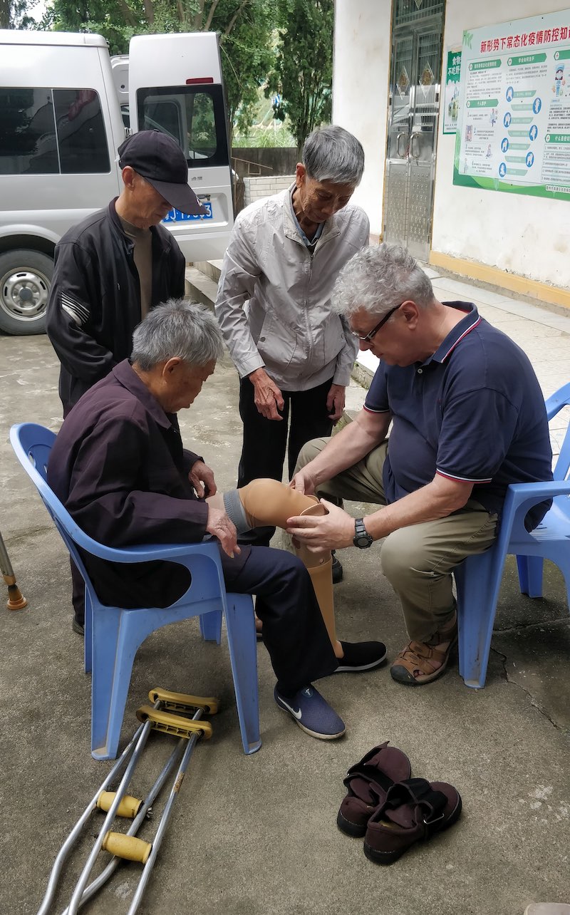 Pater Roberto Tonetto kümmert sich um Leprakranke in China – unterstützt vom HDZ.