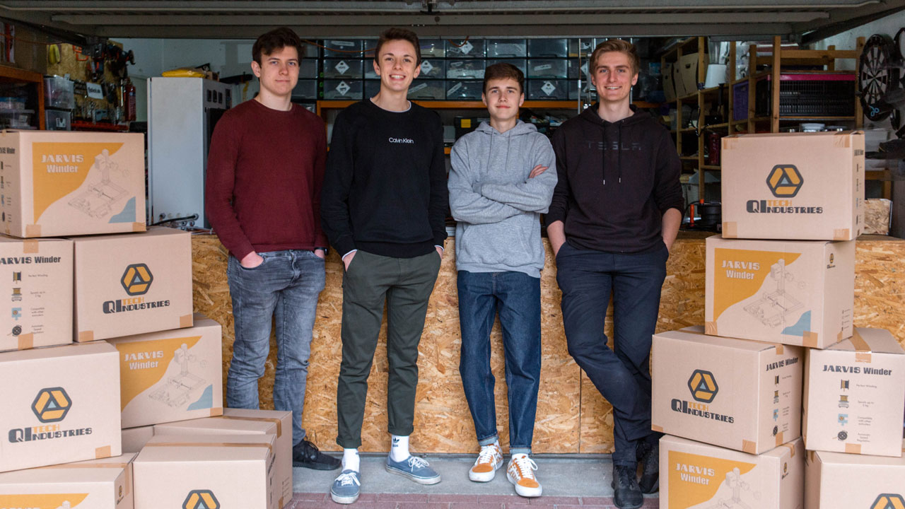 Mit ihrer innovativen und umweltschonenden Idee zum Recyclen von 3-D-Druck Filamentmaterialien stehen die jungen Unternehmer von QiTech im Bundesfinale des Jugendwettbewerbs „StartUpTeens“. 