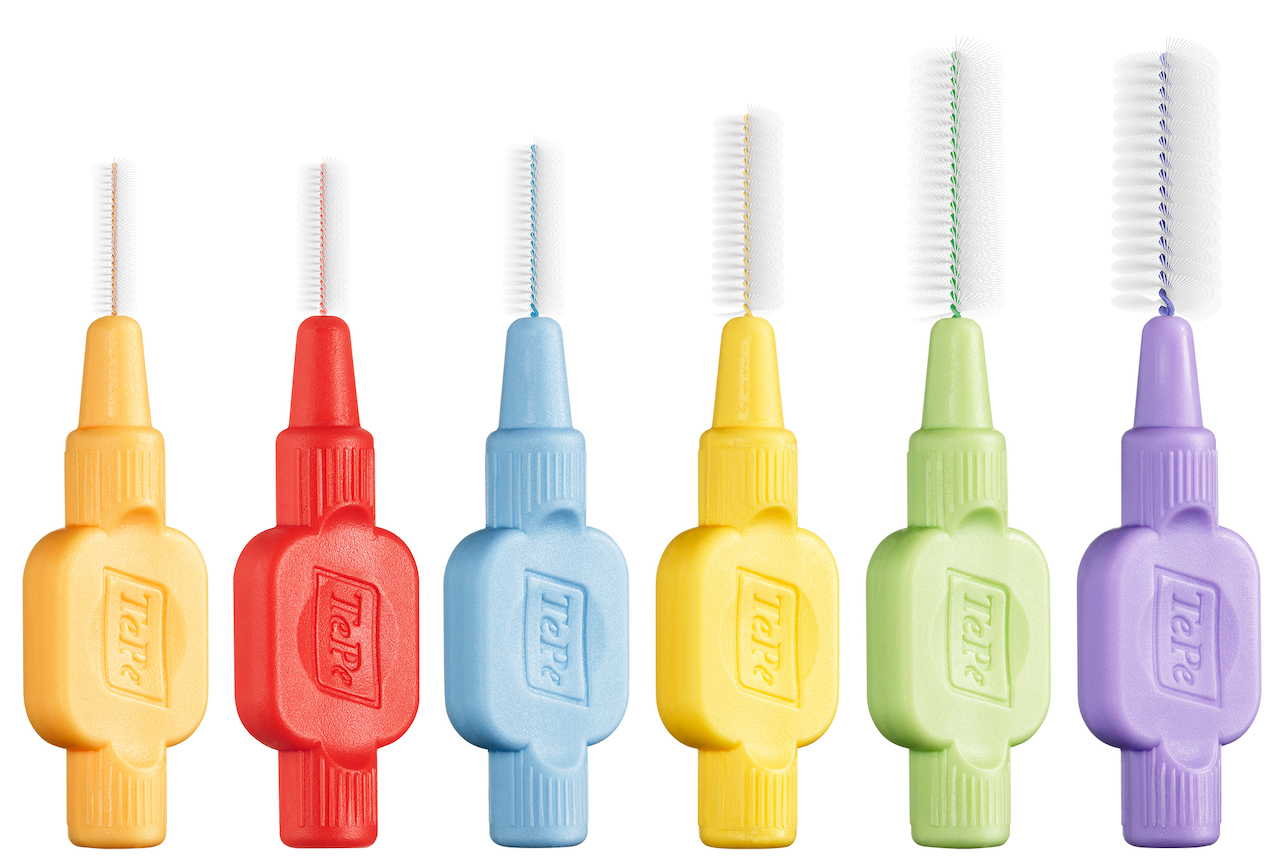 Interdentalbürsten Extra Soft – mit extra weichen Borsten für eine schonende und sichere Reinigung um Zähne und Implantate