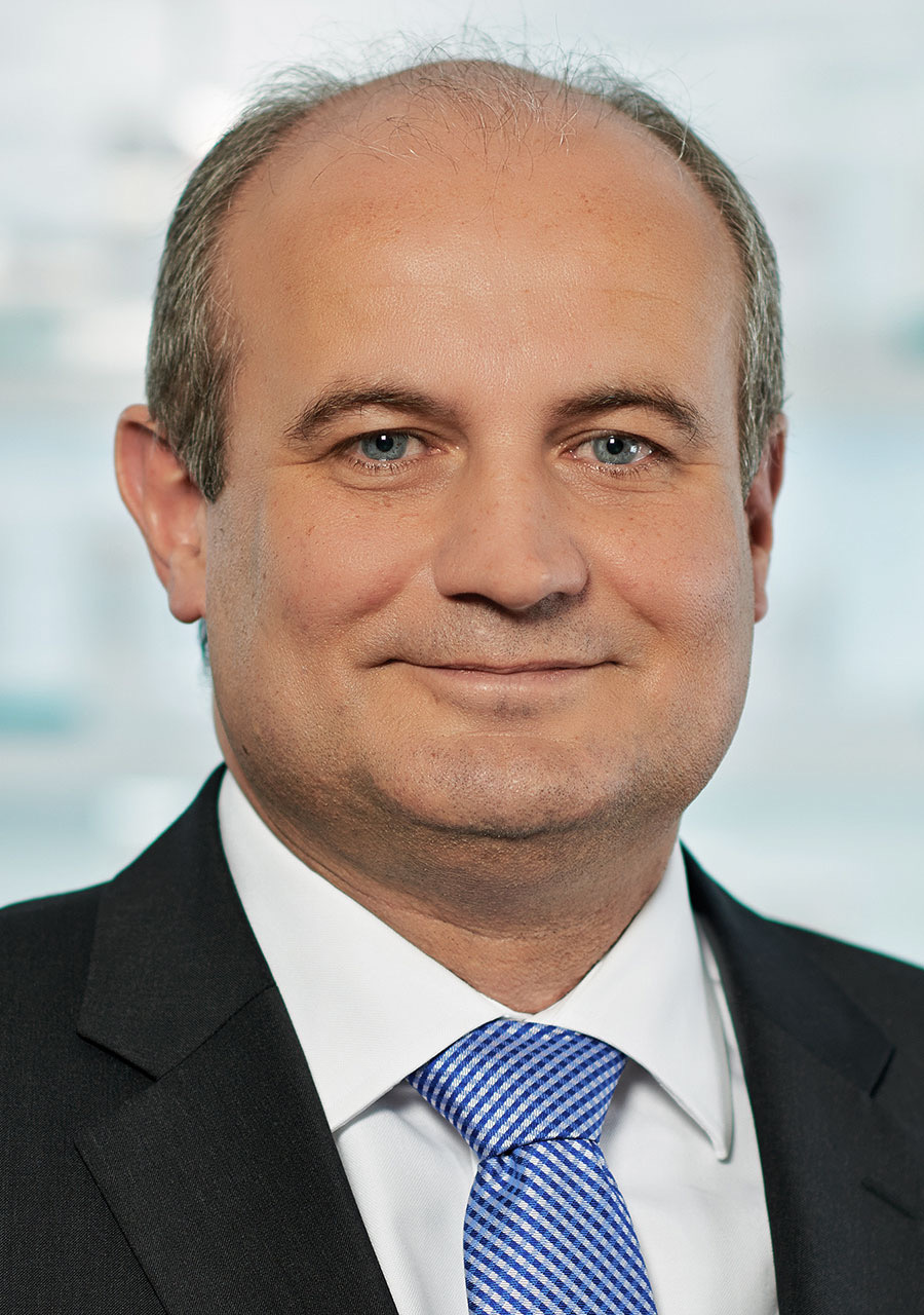 Stefan Heine, Geschäftsführer von Henry Schein Dental Deutschland