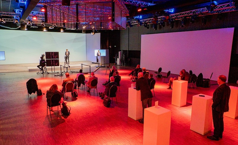 Der Winterfortbildungskongress der ZKN wurde aus dem Studio in Hannover gesendet.