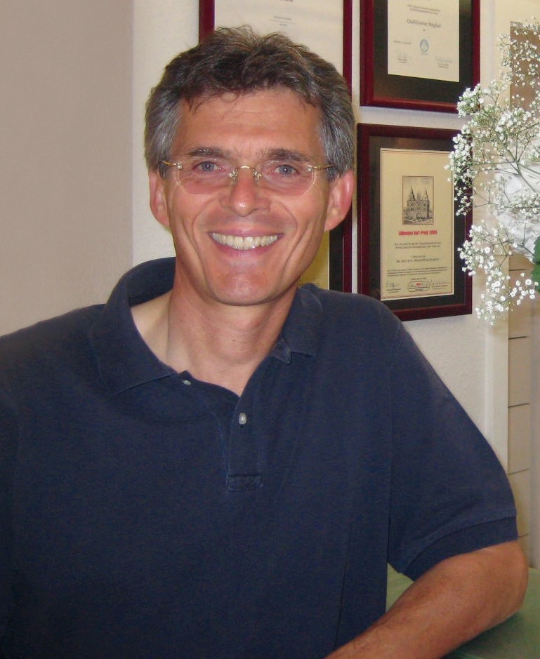 Dr. med. dent. Heinz-Peter Olbertz ist Mikronährstoffexperte und Fachreferent für systemische CMD und Parodontologie. Bild: privat